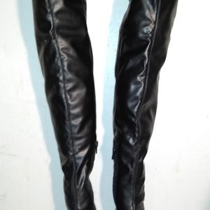 NWT My Delicious Black Over the Knee Boots 5 1/2
